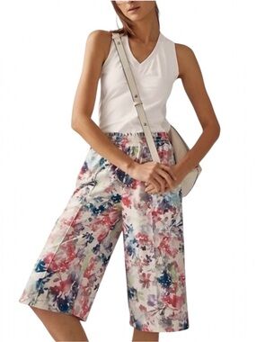 Athleta Savannah Bermuda Floral Pull On Shorts Wide Leg Size L